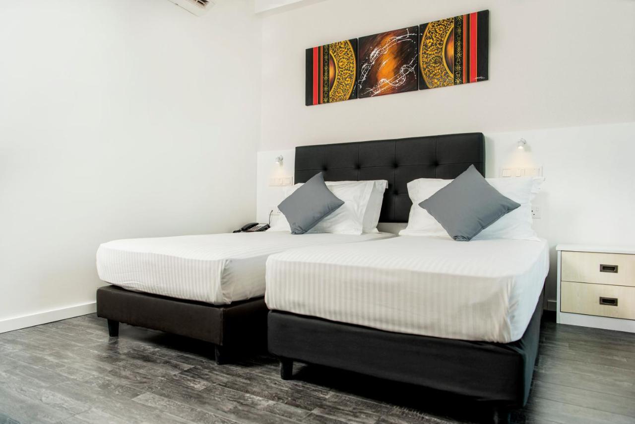 Acacia Beach Hotel Hulhumale Exteriör bild
